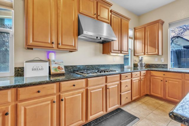 5623 Da Vinci Way, Sacramento, CA 95835