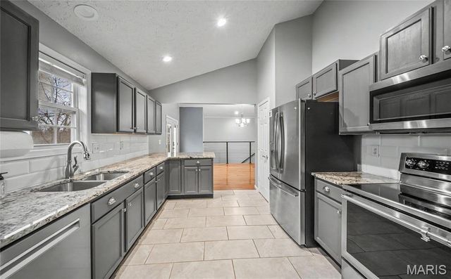 821 Cambridge Drive, Rolla, MO 65401