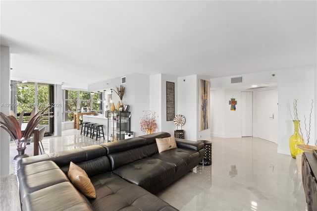 3600 Mystic Pointe Drive 306, Aventura, FL 33180
