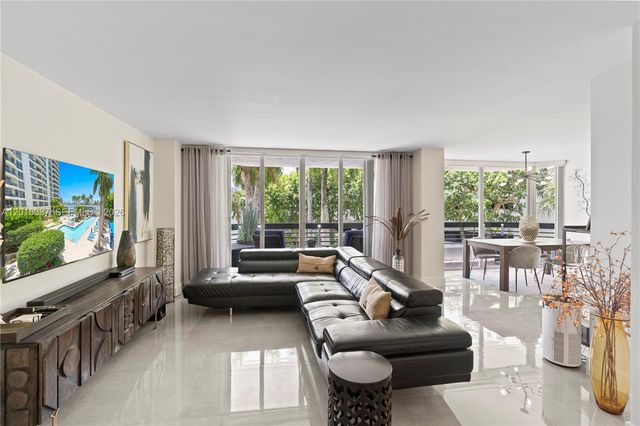 3600 Mystic Pointe Drive 306, Aventura, FL 33180