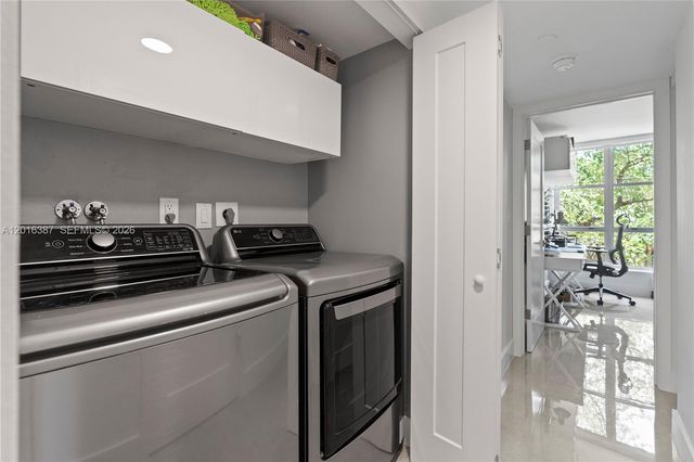 3600 Mystic Pointe Drive 306, Aventura, FL 33180