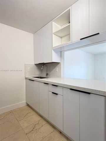 260 NW 107th Ave 204, Miami, FL 33172