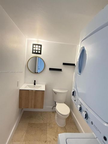 260 NW 107th Ave 204, Miami, FL 33172