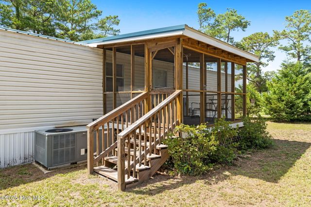 2412 Myrtlewood Drive SW, Supply, NC 28462