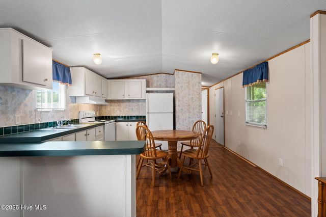 2412 Myrtlewood Drive SW, Supply, NC 28462