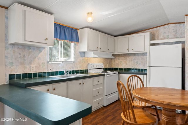 2412 Myrtlewood Drive SW, Supply, NC 28462