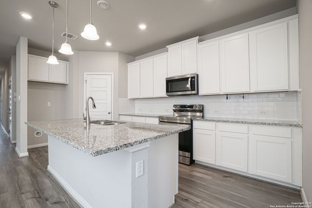 1253 Ella Crossing, New Braunfels, TX 78130