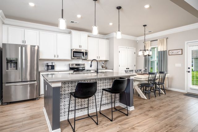 2991 Timewinder Way, Columbia, TN 38401