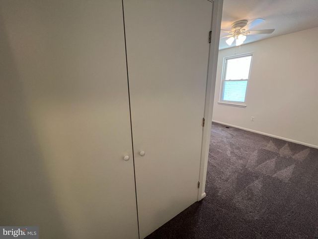 5566 BURNSIDE DR, Rockville, MD 20853