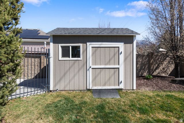 2420 E ROYAL PINE CV, Cottonwood Heights, UT 84093