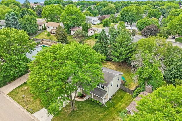 5838 Roanoke Drive, Fitchburg, WI 53719
