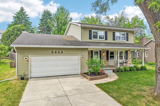 5838 Roanoke Drive, Fitchburg, WI 53719