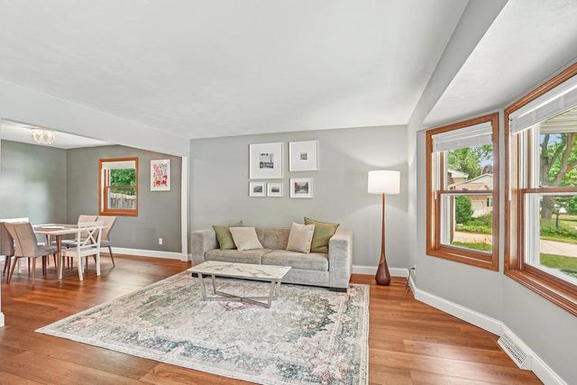 5838 Roanoke Drive, Fitchburg, WI 53719