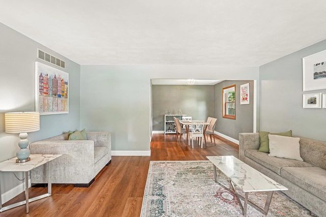 5838 Roanoke Drive, Fitchburg, WI 53719