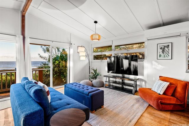 61-651 Kamehameha Highway, Haleiwa, HI 96712