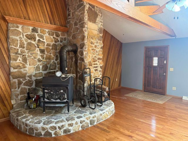 2413 Spice Valley Road, Mitchell, IN 47446