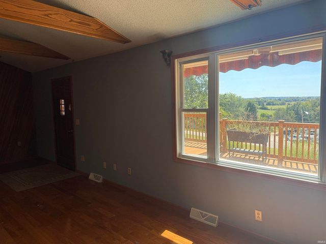 2413 Spice Valley Road, Mitchell, IN 47446