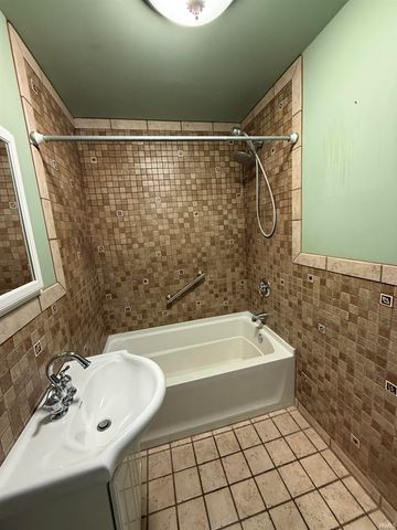 2413 Spice Valley Road, Mitchell, IN 47446