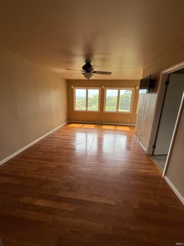 2413 Spice Valley Road, Mitchell, IN 47446