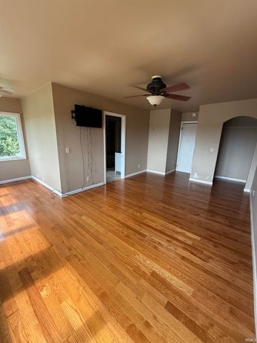 2413 Spice Valley Road, Mitchell, IN 47446