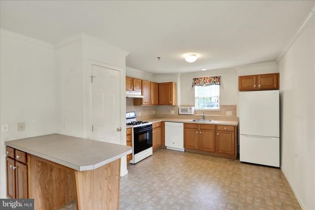 170 CHRISTINE DR, Reading, PA 19606