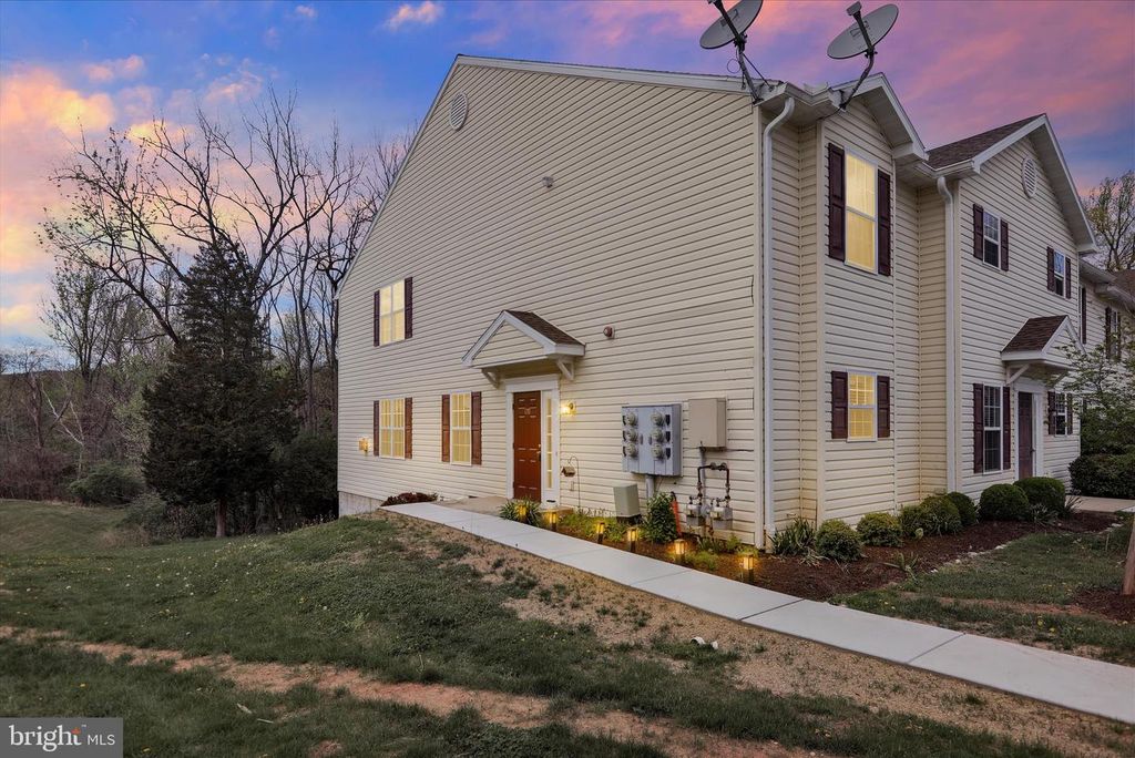 170 CHRISTINE DR, Reading, PA 19606