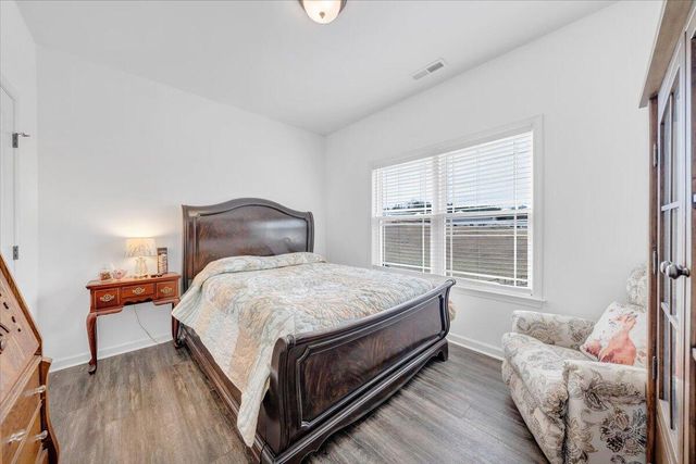 131 Belvior CIR, Moneta, VA 24121