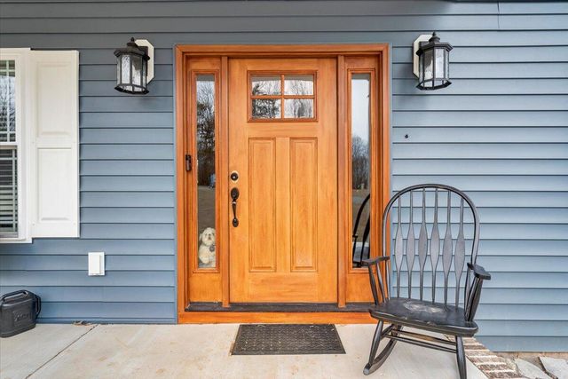 131 Belvior CIR, Moneta, VA 24121