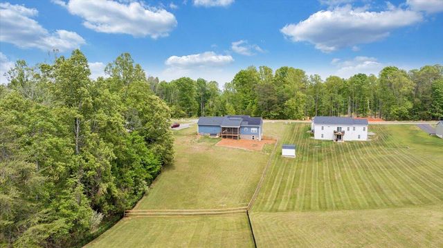131 Belvior CIR, Moneta, VA 24121