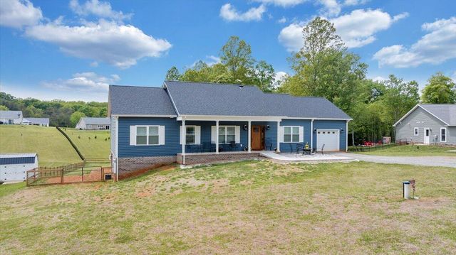 131 Belvior CIR, Moneta, VA 24121