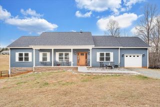 131 Belvior CIR, Moneta, VA 24121