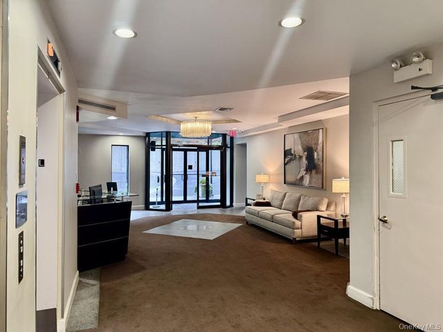 703 Pelham Road 513, New Rochelle, NY 10805