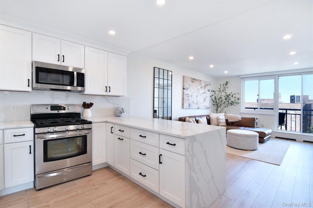 703 Pelham Road 513, New Rochelle, NY 10805
