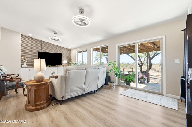 13599 E Rincon Ranch Road, Vail, AZ 85641