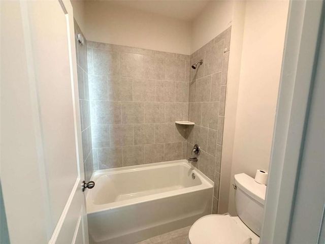 335 Oakleigh Manor Drive, Fayetteville, GA 30215