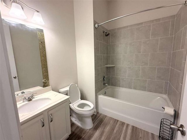 335 Oakleigh Manor Drive, Fayetteville, GA 30215
