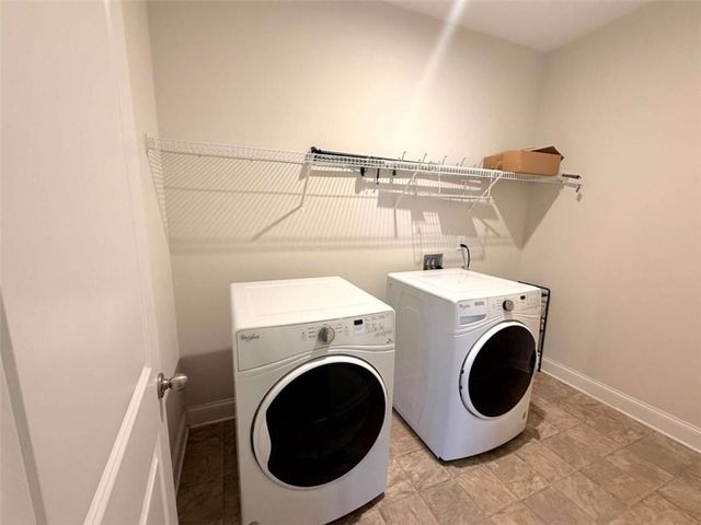 335 Oakleigh Manor Drive, Fayetteville, GA 30215