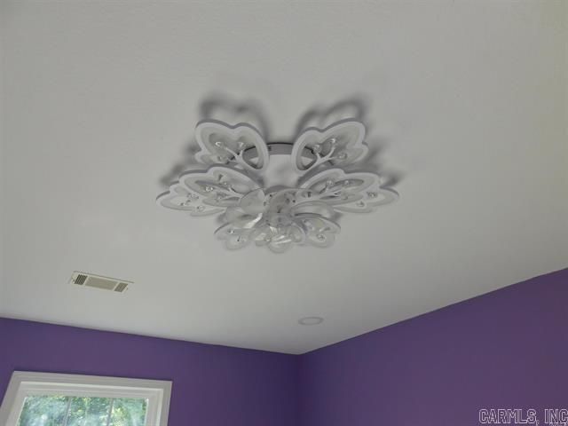 571 Daffodil, Romance, AR 72136