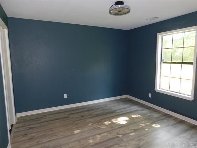 571 Daffodil, Romance, AR 72136