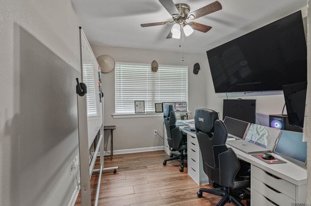 9448 Foster Rd, Baton Rouge, LA 70811