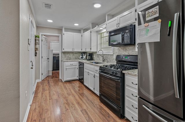 9448 Foster Rd, Baton Rouge, LA 70811