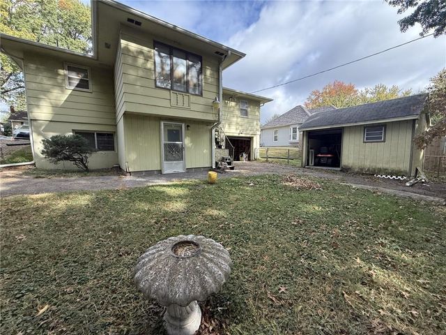 3316 Scott Street, St Joseph, MO 64507