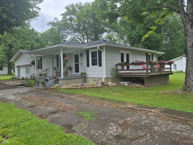 403 S Main Street, Cloverdale, IN 46120