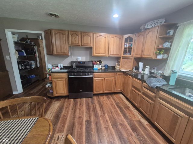 403 S Main Street, Cloverdale, IN 46120