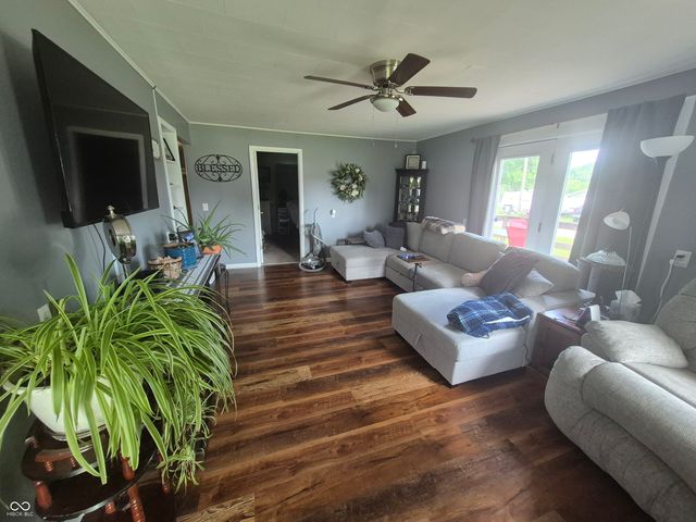 403 S Main Street, Cloverdale, IN 46120