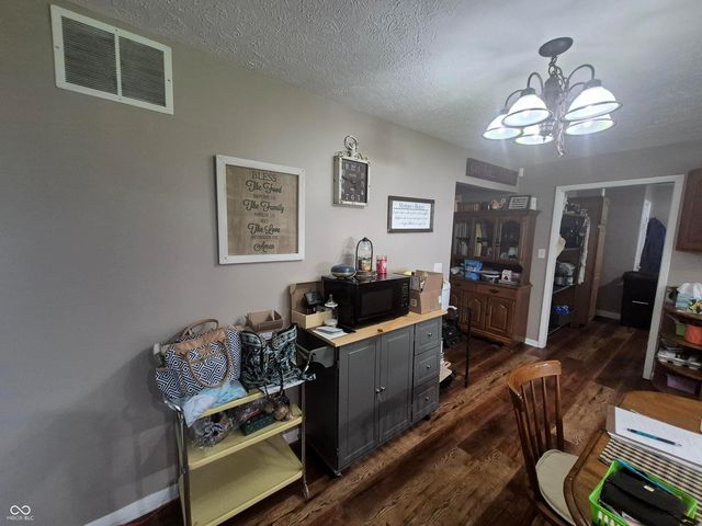 403 S Main Street, Cloverdale, IN 46120