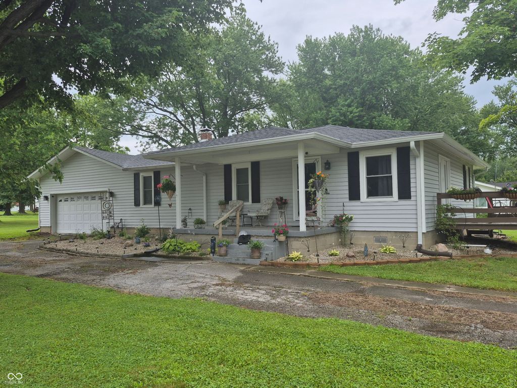 403 S Main Street, Cloverdale, IN 46120