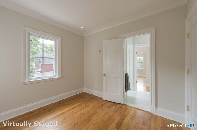 65 Sherwood Place 65, Greenwich, CT 06830