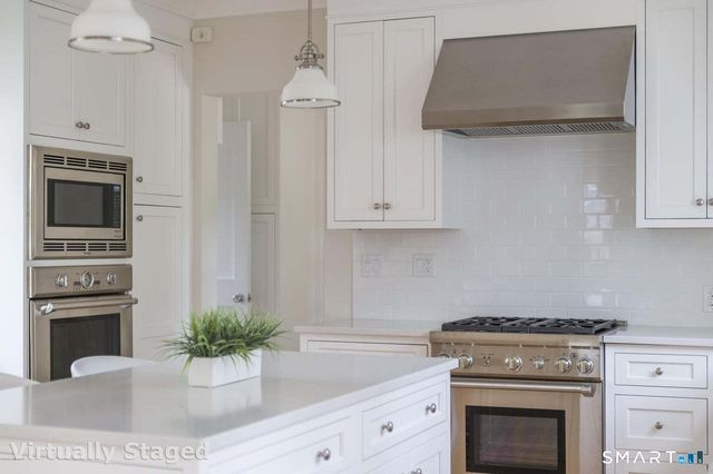 65 Sherwood Place 65, Greenwich, CT 06830