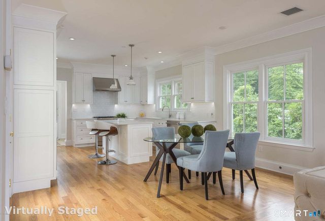 65 Sherwood Place 65, Greenwich, CT 06830